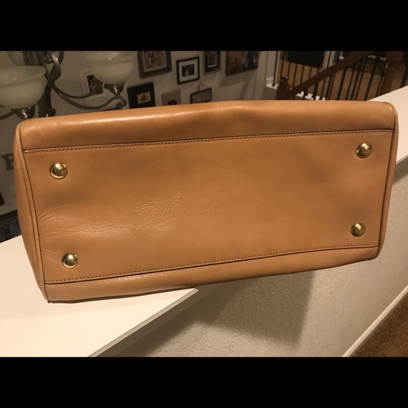 Coach Legacy leather Haley satchel 👜 in stone - Picture 7 of 8